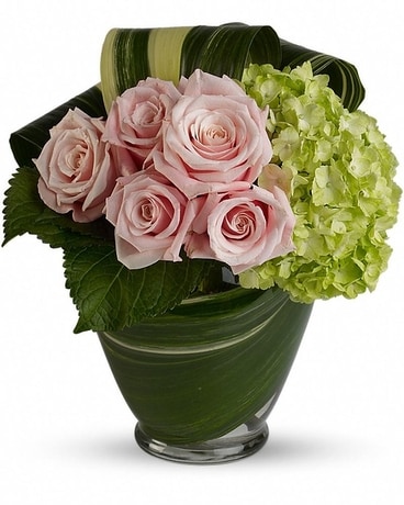 Cosmopolitan Pink Flower Arrangement