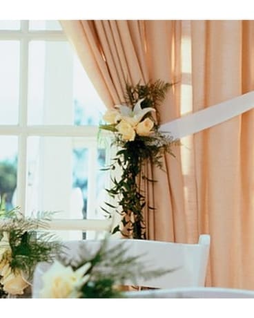 Home Ceremony Curtain Cluster Flower Arrangement