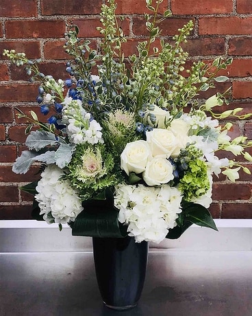 FAB-7668 Flower Arrangement