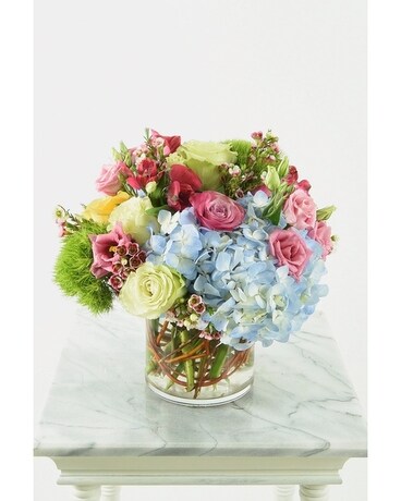 Alicia Flower Arrangement