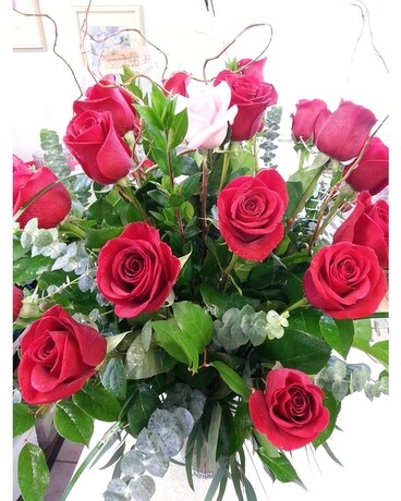Roses Flower Arrangement