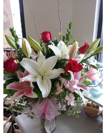 Valentine Flower Flower Arrangement