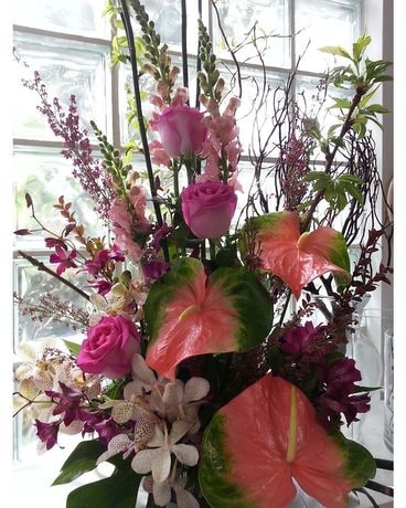 tropical spring mix Flower Arrangement