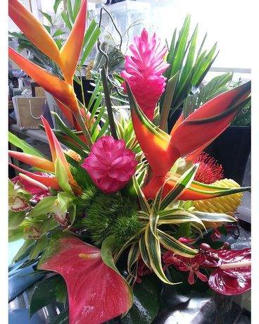 Tropical table top Flower Arrangement