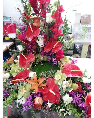 Urn Table Arrangement Flower Arrangement