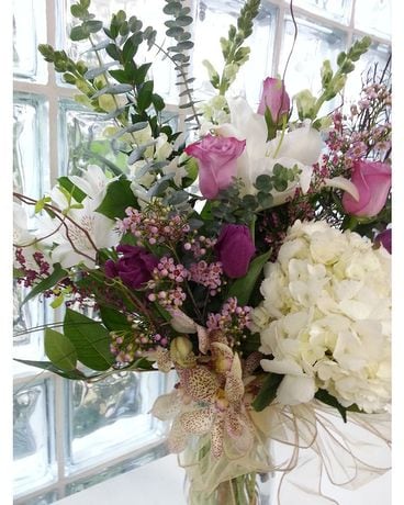 Designer's choice Flower Arrangement