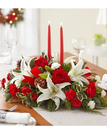 Scarlett's Flowers Classic Christmas Flower Arrangement