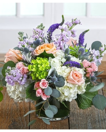 PASTEL GARDEN SPLENDOR Flower Arrangement
