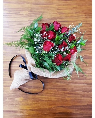 Farm Fresh Roses Flower Arrangement