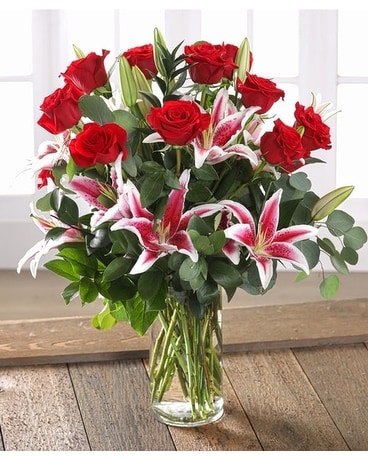 RED ROSES & STARGAZER LILIES Flower Arrangement