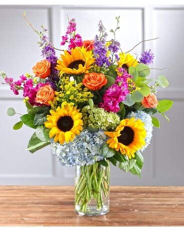 Scarlett's Flowers VIBRANT GARDEN VISTA Flower Arrangement