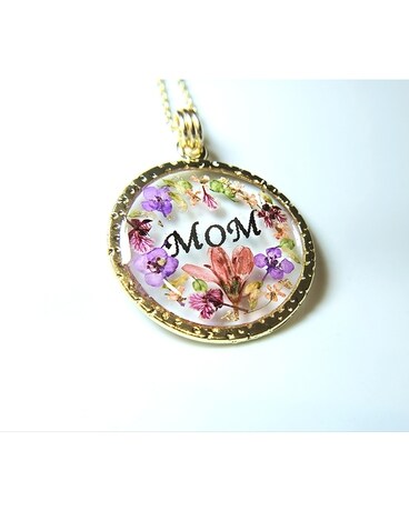 Timeless Keepsake Necklace for Mom Gifts