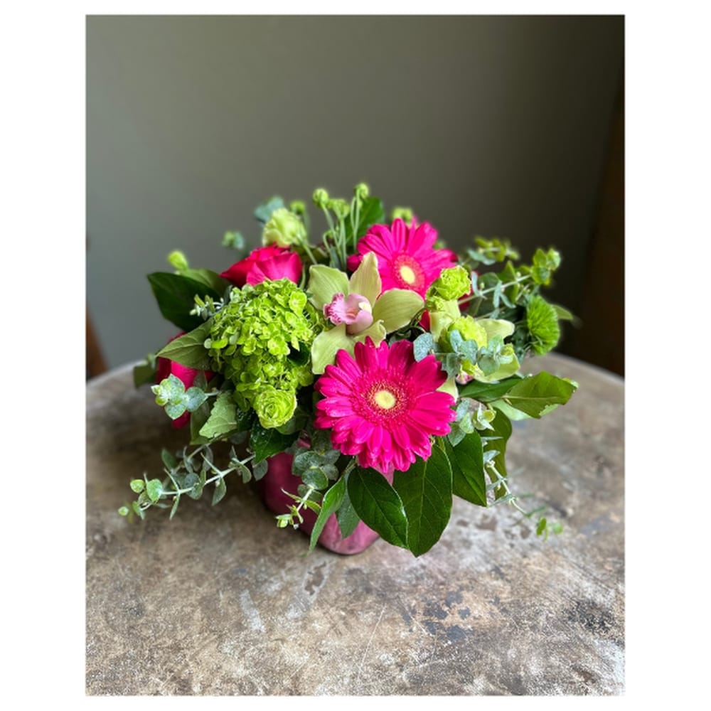 Marvelous Magenta in Kirkland WA - Fena Flowers, Inc.