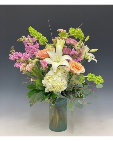 Priscilla Flower Arrangement
