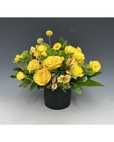 Sunny Gratitude Flower Arrangement
