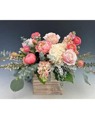 Warmth & Comfort Flower Arrangement