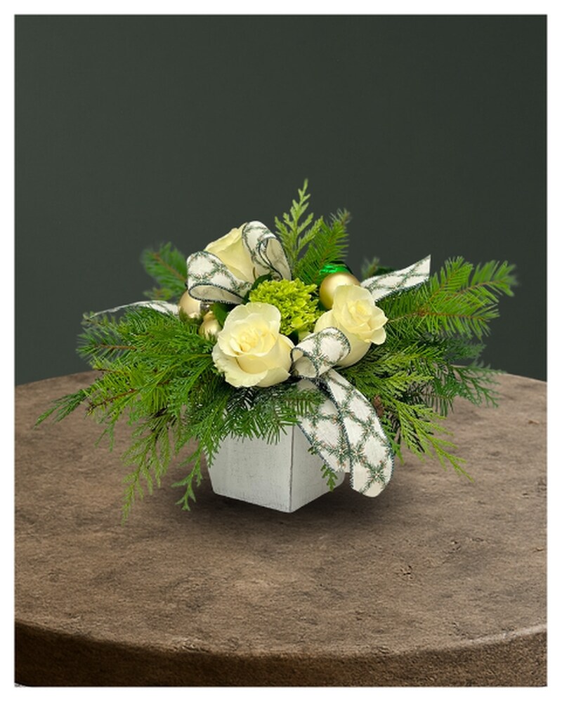 Winter Fresh in Kirkland WA - Fena Flowers, Inc.