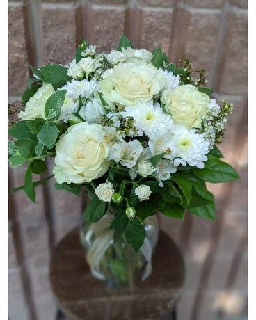 Elegant Bouquet Flower Arrangement