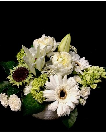 Simply Elegant Flower Arrangement