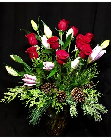 Stargazer & Roses Flower Arrangement