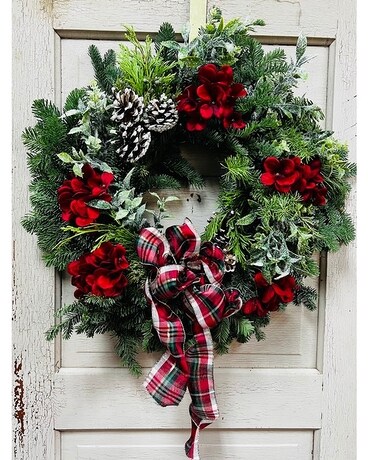 Christmas Classic Wreath Wreath
