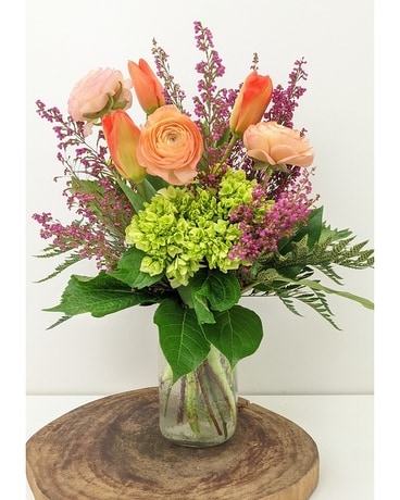 Thrilling Flower Arrangement