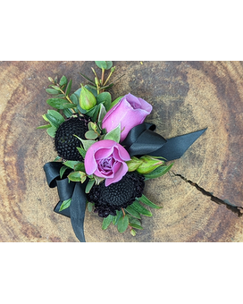 Designer's Choice Wrist Corsage** Corsage