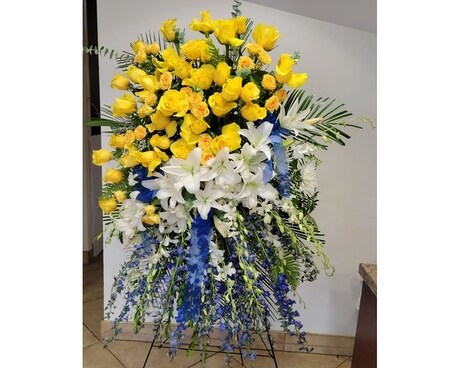 Custom Spray Flower Arrangement