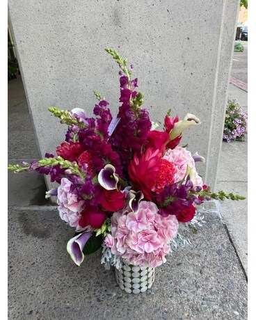Custom Made #226 Flower Arrangement