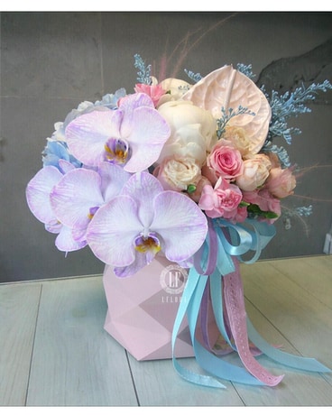 Custom Made #21 Flower Arrangement