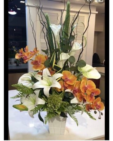 Custom Made #004 Flower Arrangement