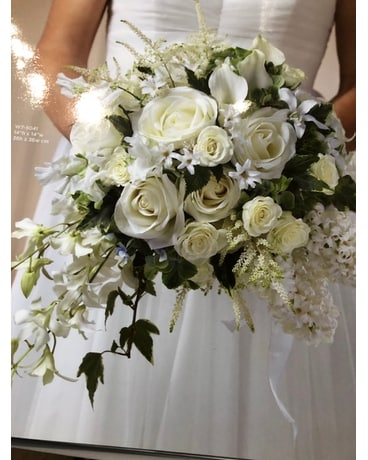 Custom Made #121 Flower Arrangement