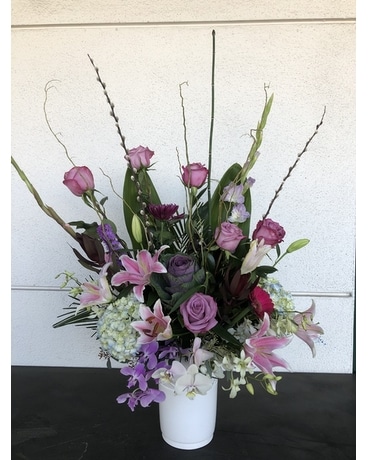 Custom Made #288 Flower Arrangement
