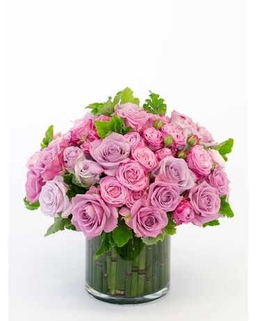 Houston Rose Elegance Flower Arrangement