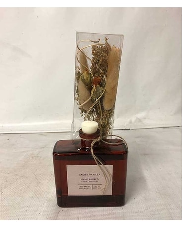Amber Vanilla Bouquet Reed Fragrance Diffuser Flower Arrangement