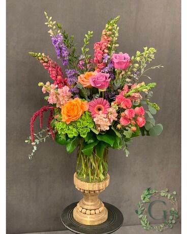 Elegant Aryella Flower Arrangement