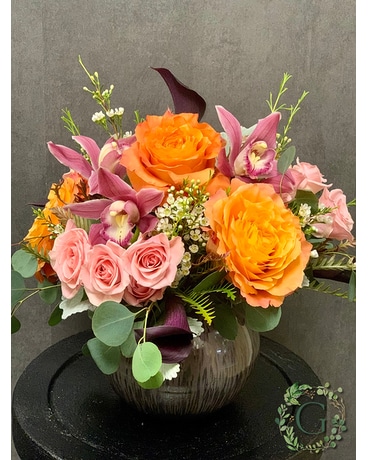 Blushing Star Flower Arrangement