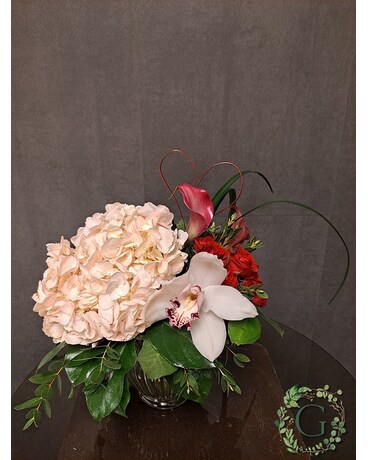Lit'l Romeo Flower Arrangement
