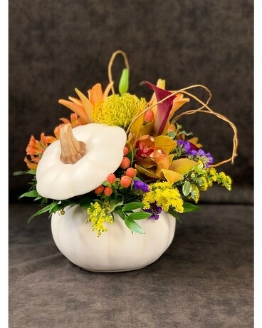 Pumpkin Thyme Flower Arrangement