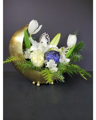 SILENT NIGHT Flower Arrangement