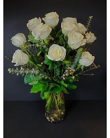 One Dozen White Roses Flower Arrangement