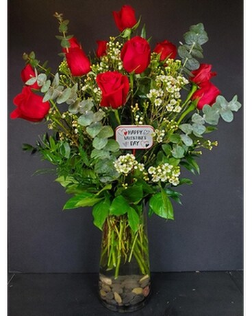 Valentine's Day Dozen Flower Arrangement