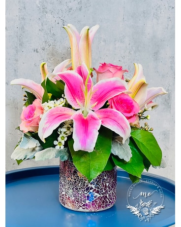 Pink Dazzle Flower Arrangement