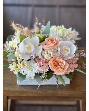 Classic Shimmer Flower Arrangement