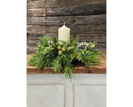Holiday Glow Flower Arrangement