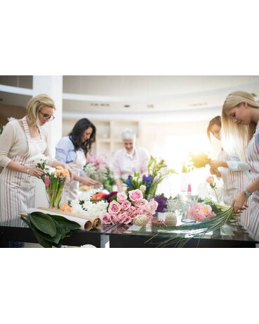Floral Design Class - October 12, 7pm - 8pm Custom product