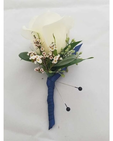 Single Large Rose Boutonniere Boutonniere
