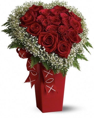 051 Happy Birthday Flower Arrangement with Golden Heart, Red Roses