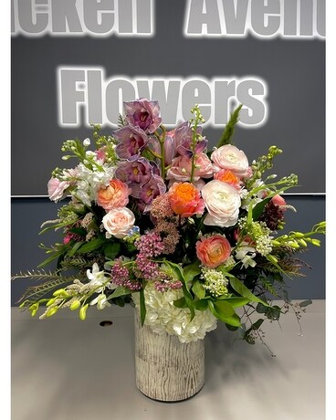 Marvellous Blooming Flower Arrangement