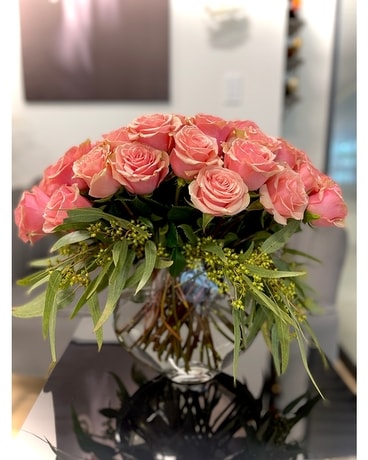 Pretty in Pink Flower Arrangement